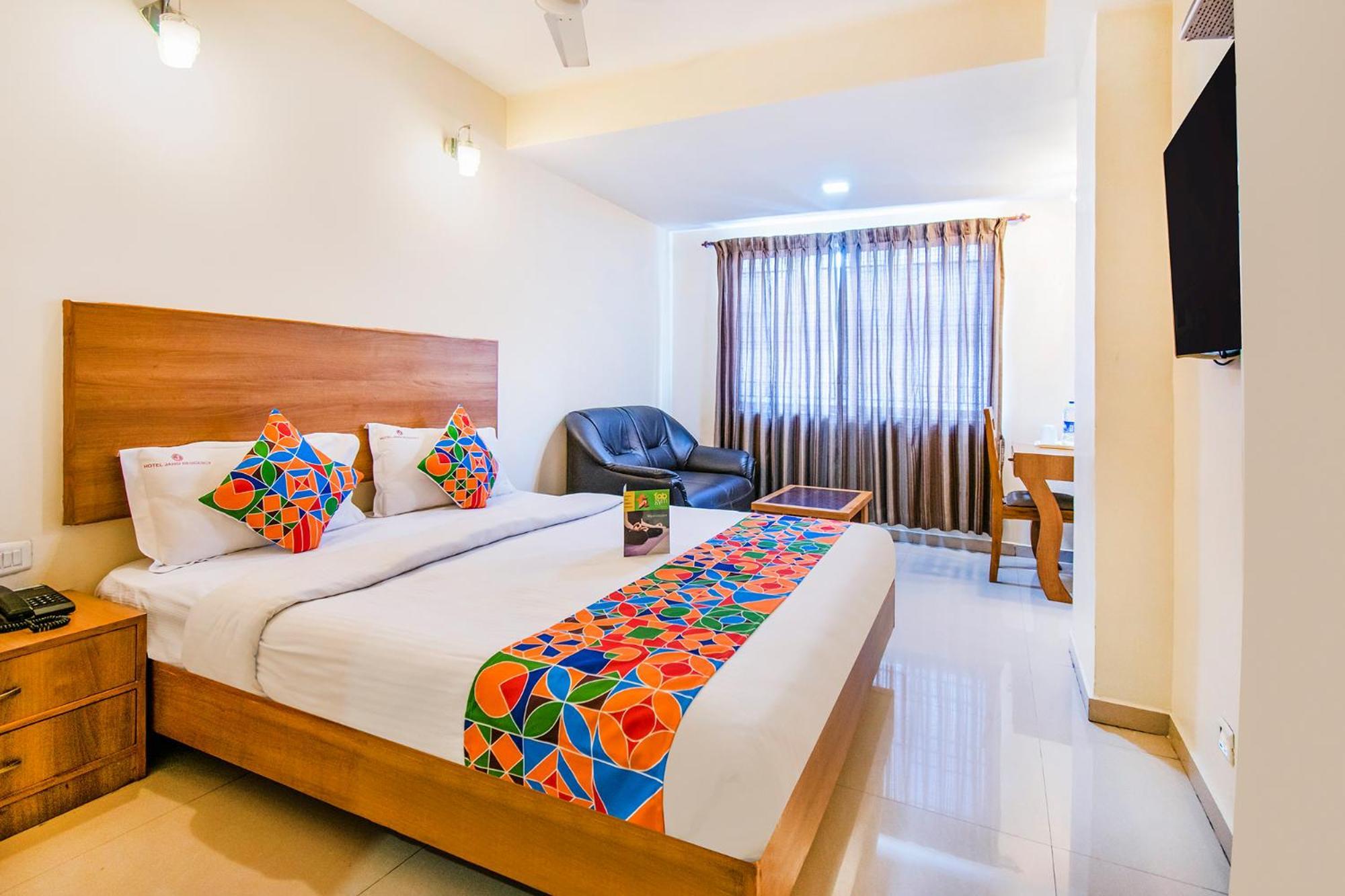 Fabhotel Jansi Deluxe - Nr Gandhipuram Bus Stand Coimbatore Exterior photo